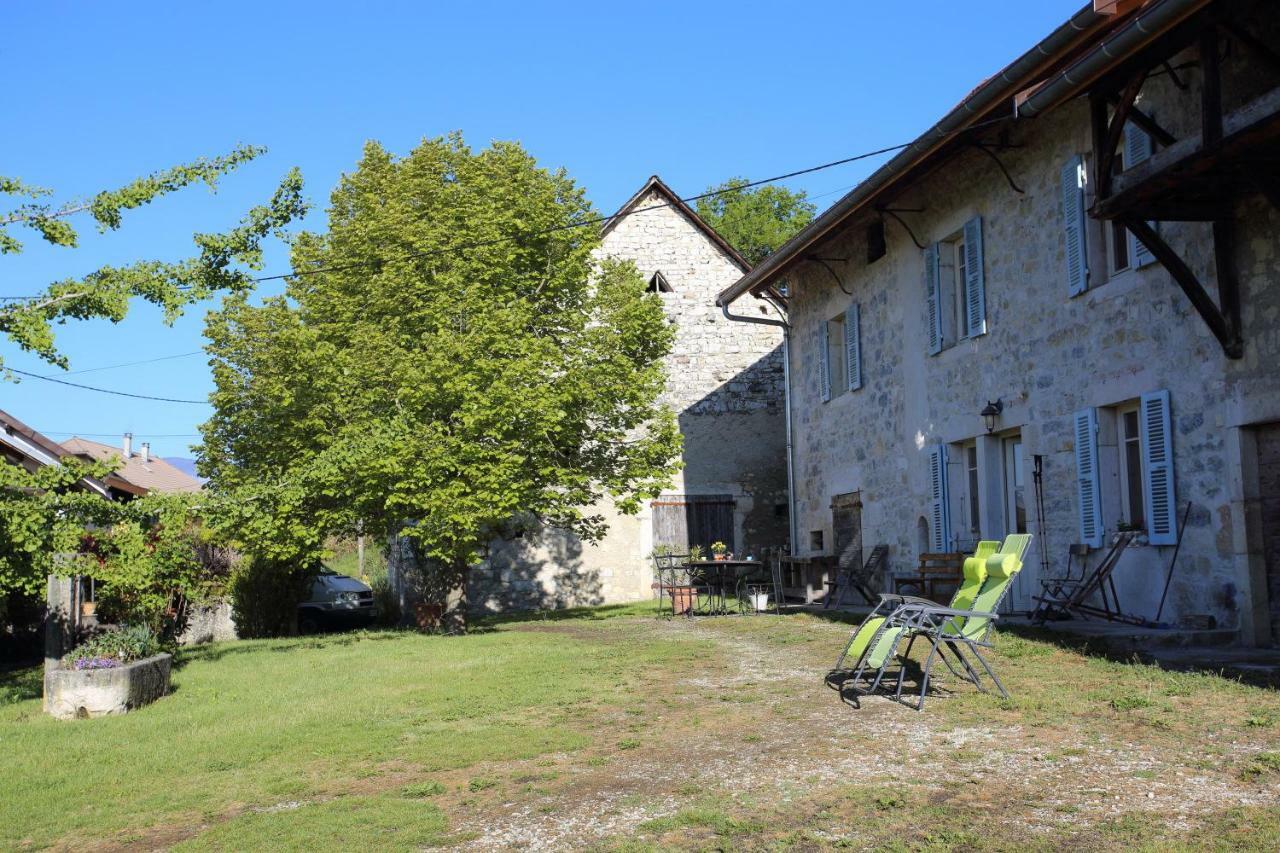 Chambres D'Hotes Des Deux Lacs Ceyzerieu Екстер'єр фото